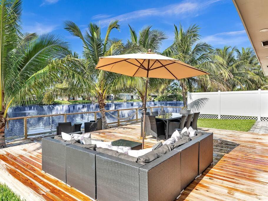 5-Star Lakefront Oasis In Hollywood-Hard Rock Casino ฟอร์ต ลอเดอร์เดล ภายนอก รูปภาพ