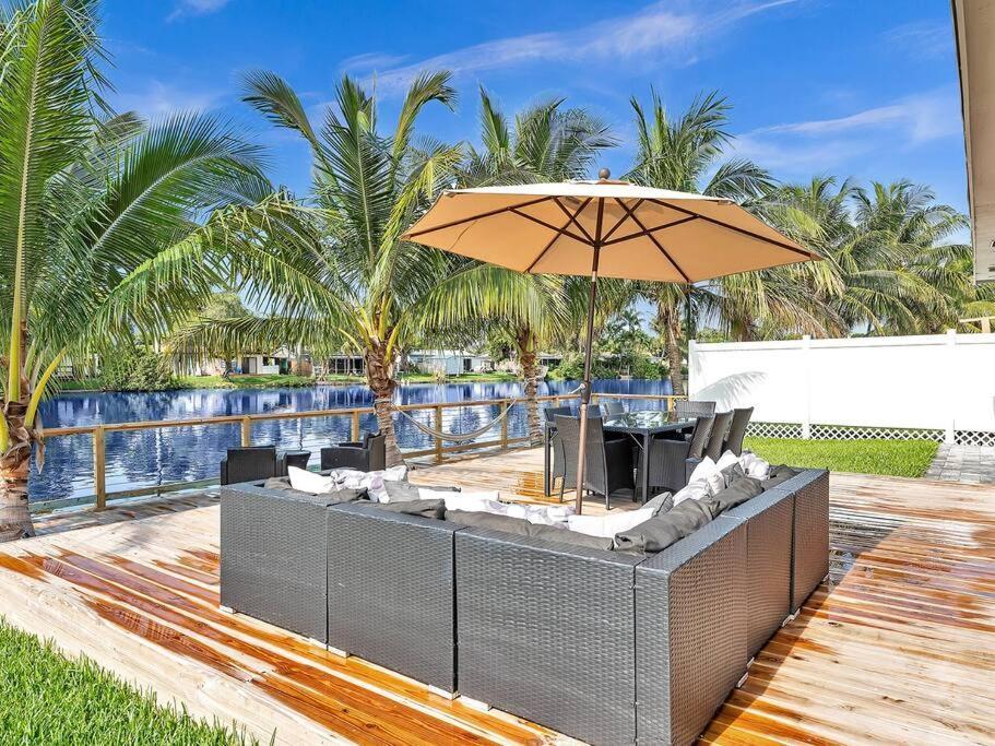 5-Star Lakefront Oasis In Hollywood-Hard Rock Casino ฟอร์ต ลอเดอร์เดล ภายนอก รูปภาพ