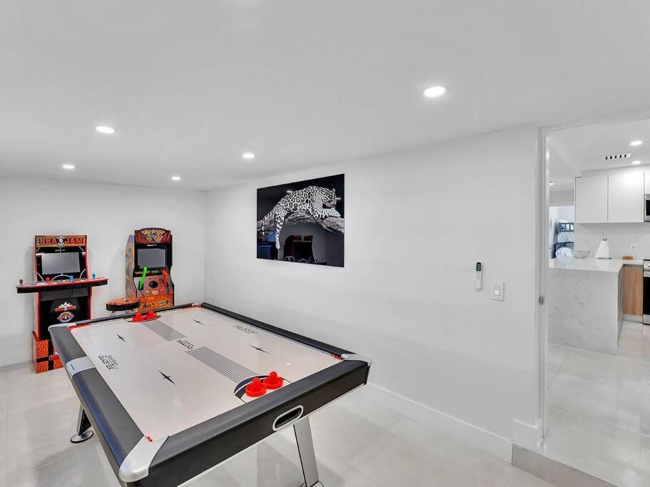 5-Star Lakefront Oasis In Hollywood-Hard Rock Casino ฟอร์ต ลอเดอร์เดล ภายนอก รูปภาพ