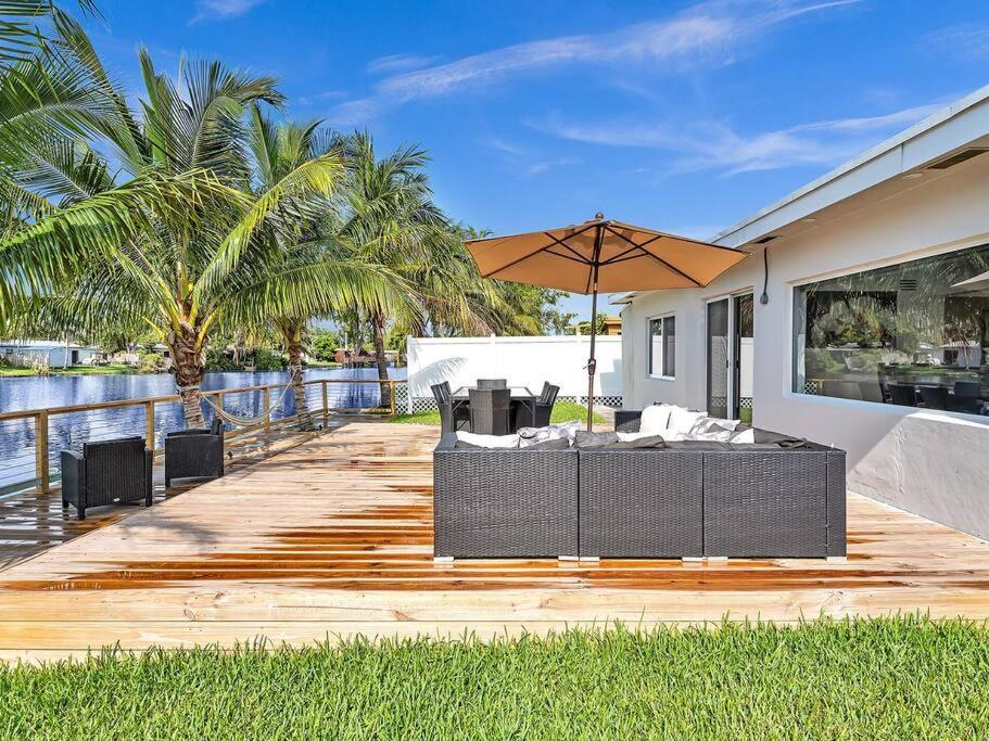 5-Star Lakefront Oasis In Hollywood-Hard Rock Casino ฟอร์ต ลอเดอร์เดล ภายนอก รูปภาพ